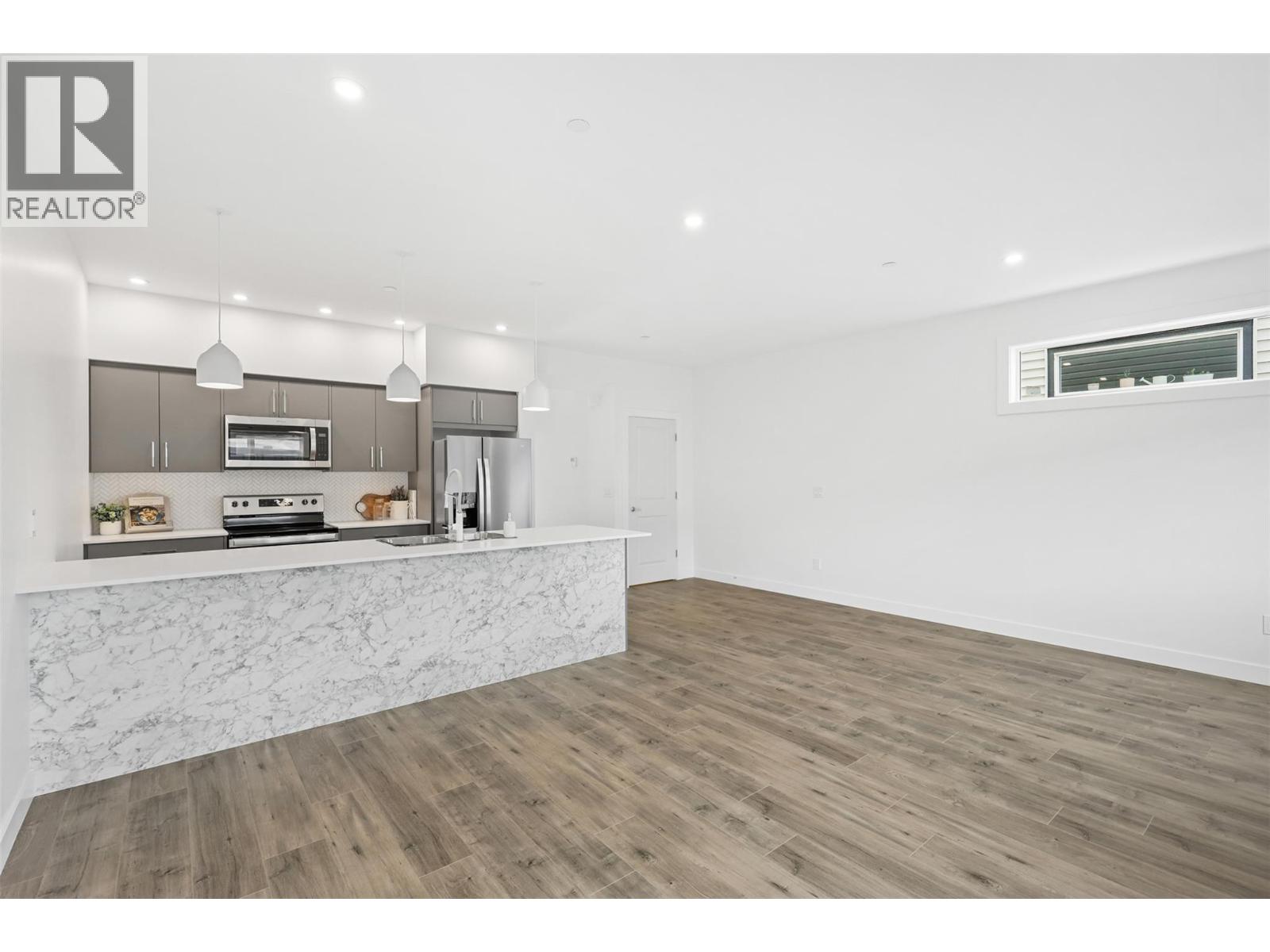 8960 Dallas Drive Unit# 118, Kamloops