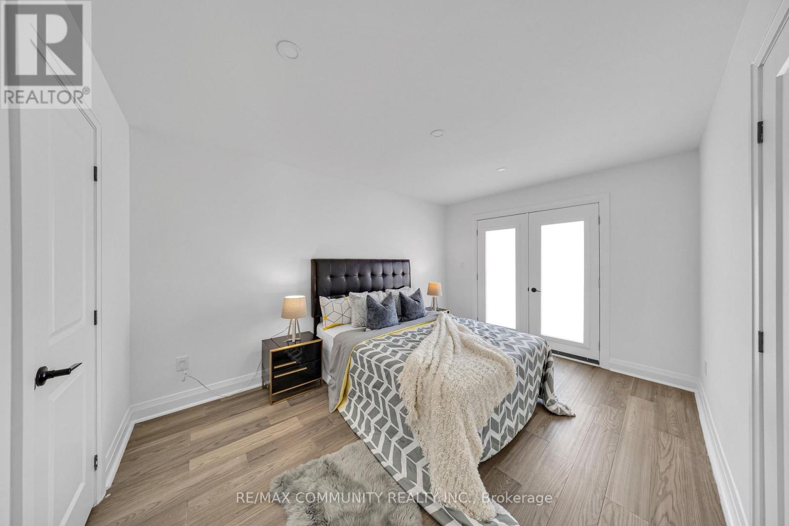 645 FRASER AVENUE - 25