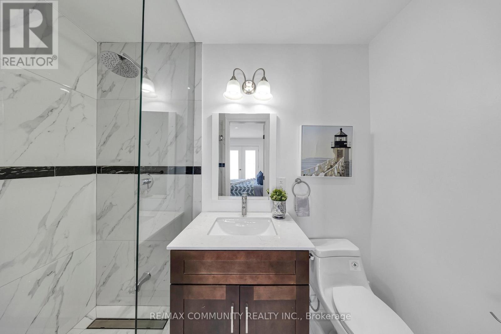645 FRASER AVENUE - 28