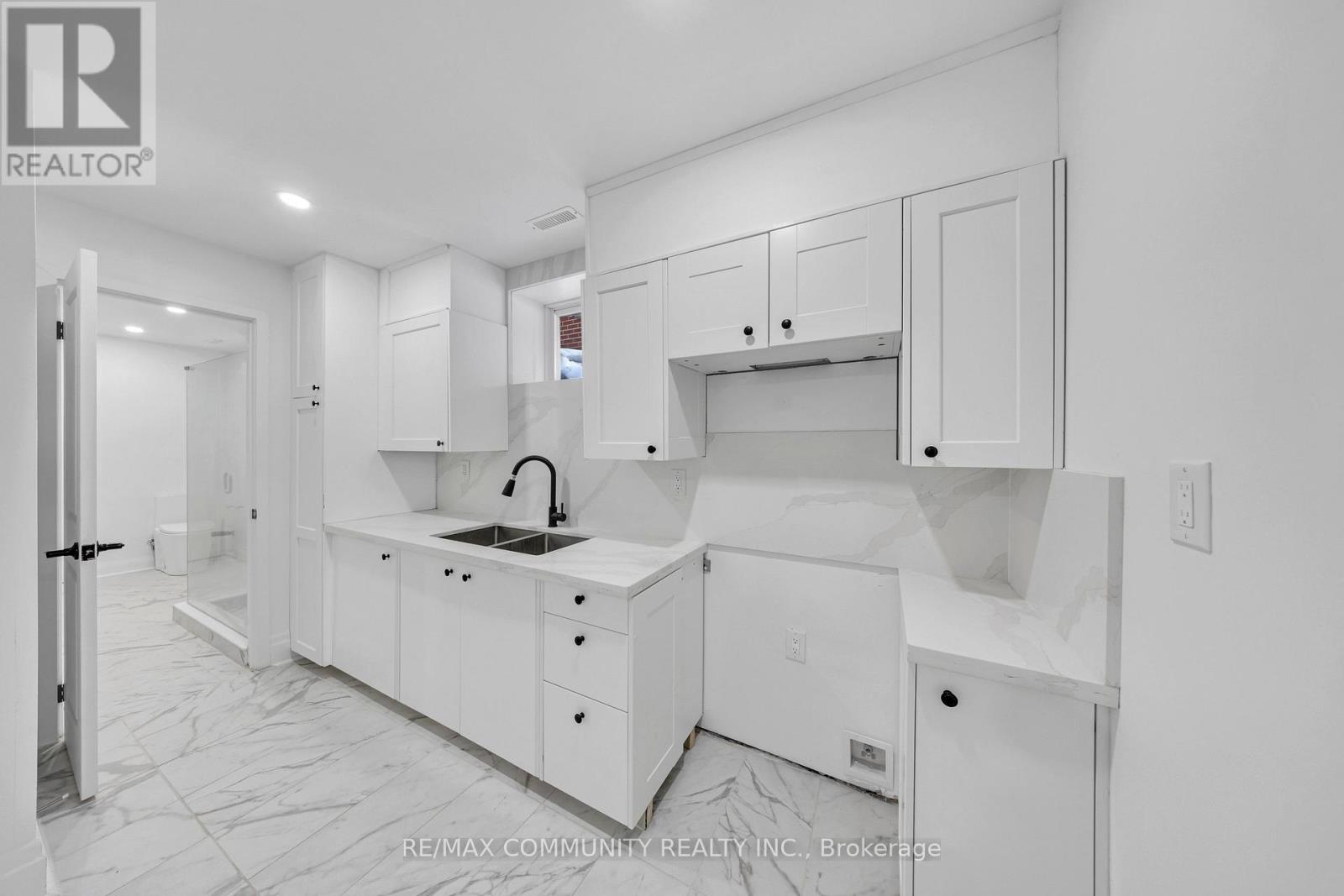 645 FRASER AVENUE - 38