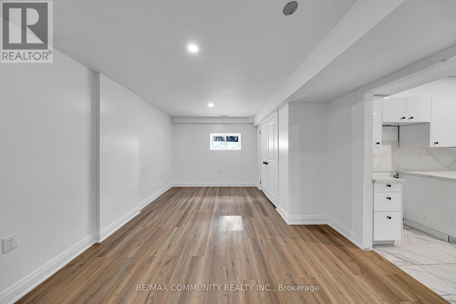 645 FRASER AVENUE - 42