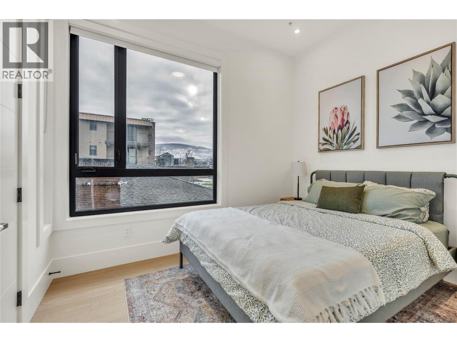 602 Lakeshore Drive Unit# 201, Penticton