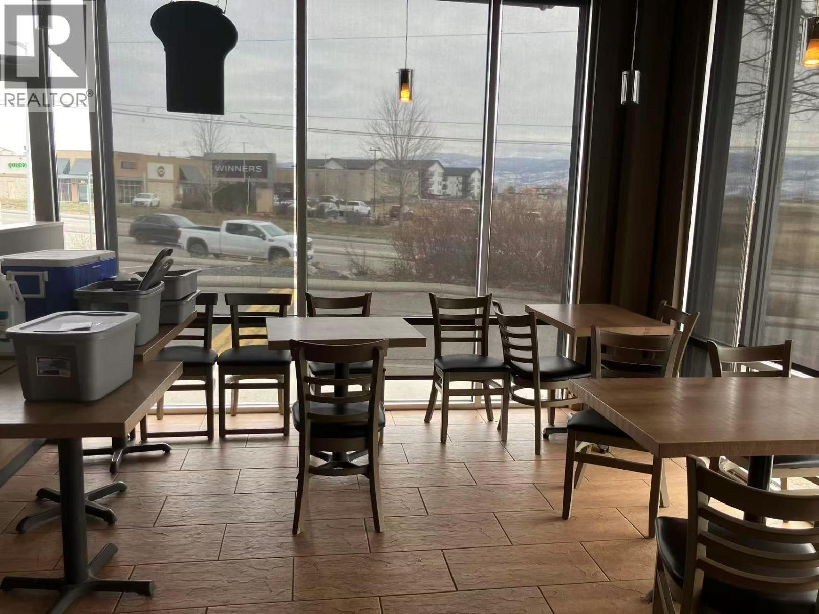  3041 LOUIE Drive, Westbank