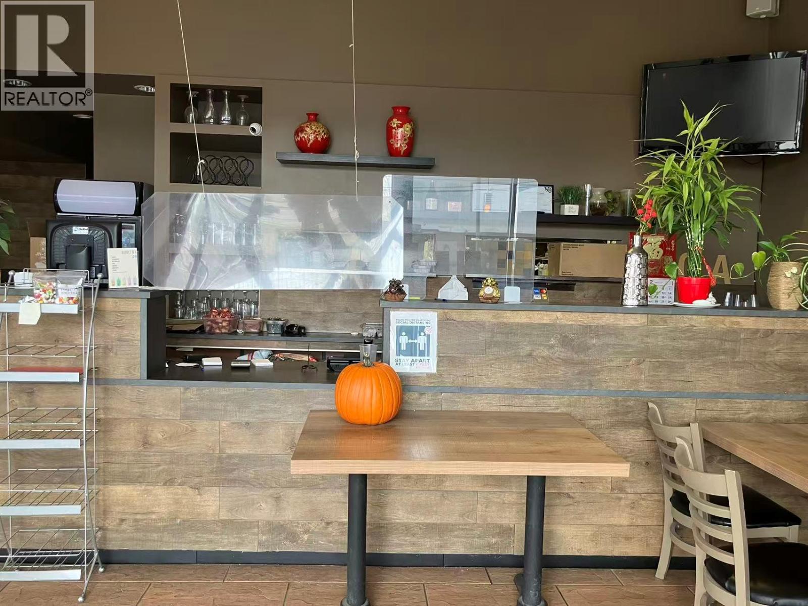  3041 LOUIE Drive, Westbank