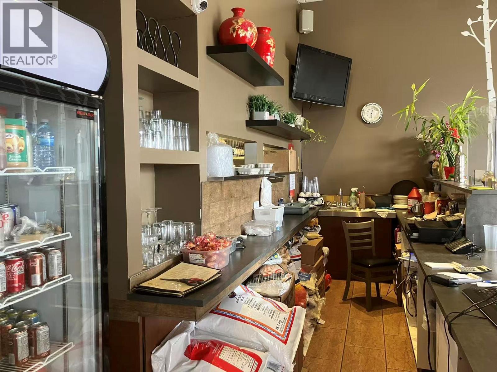  3041 LOUIE Drive, Westbank