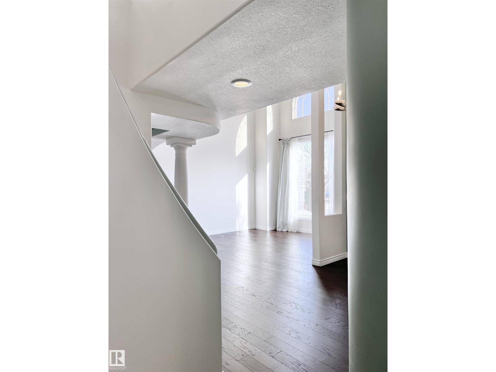 316 BURTON RD NW, Edmonton