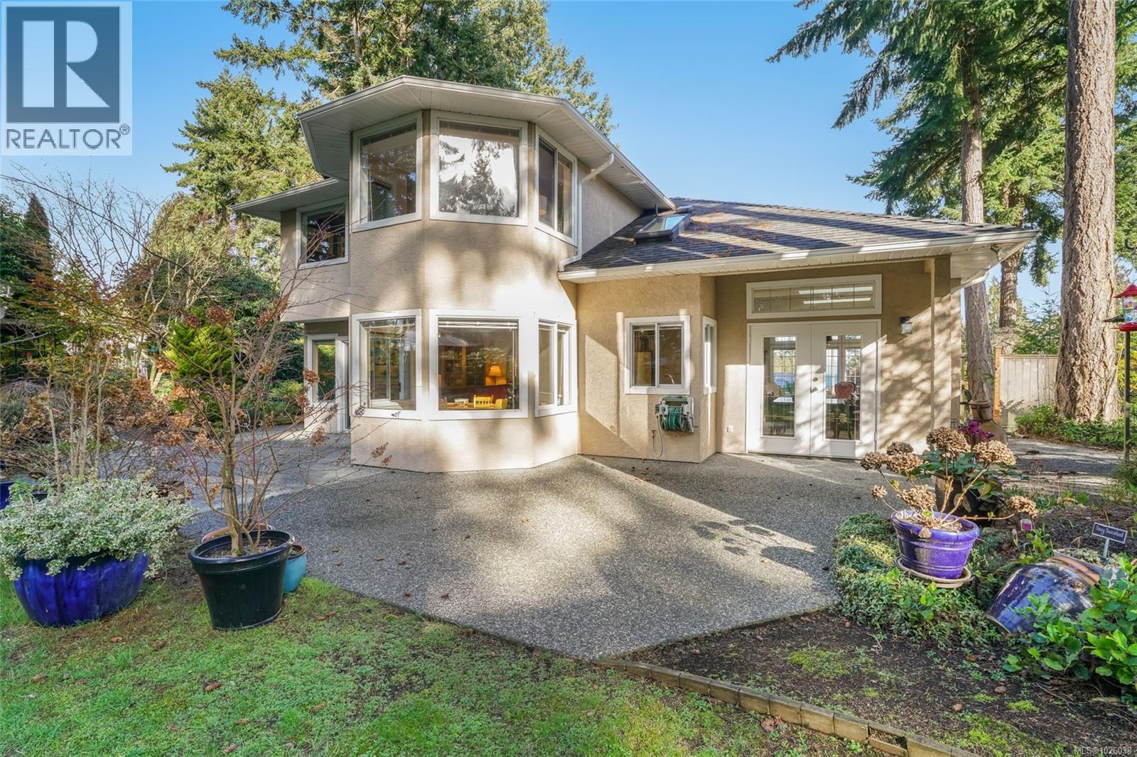 1571 Arbutus Dr, Nanoose Bay