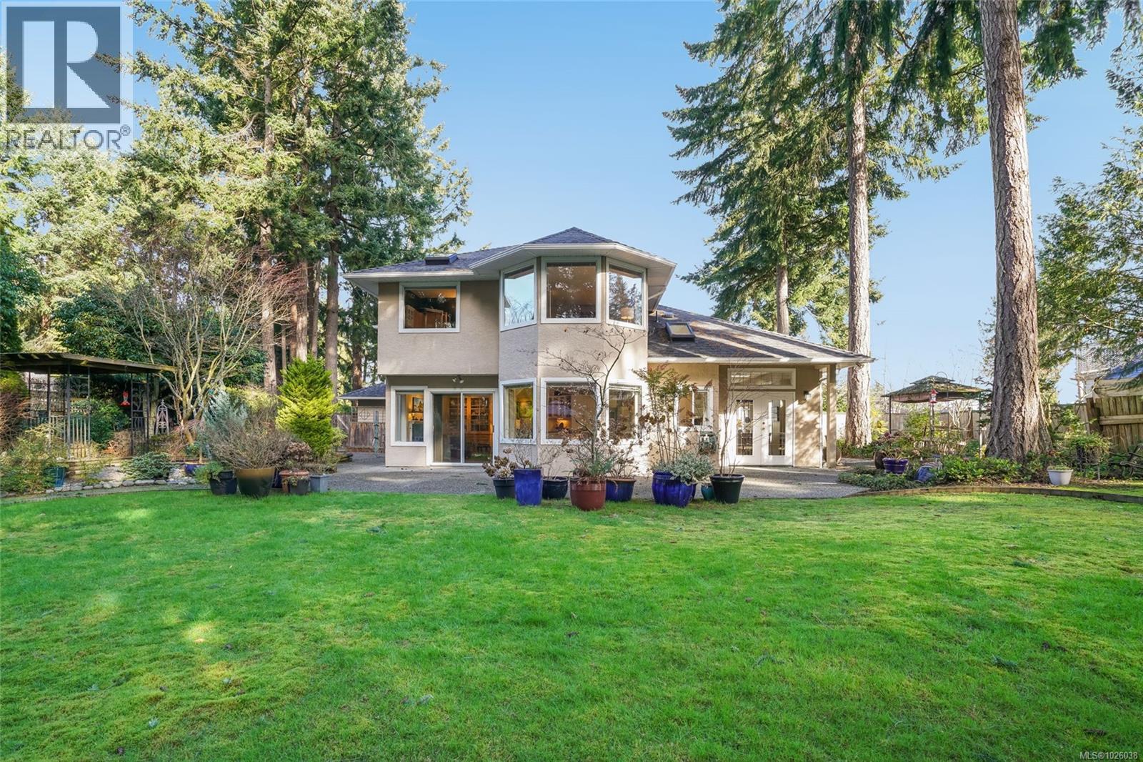 1571 Arbutus Dr, Nanoose Bay