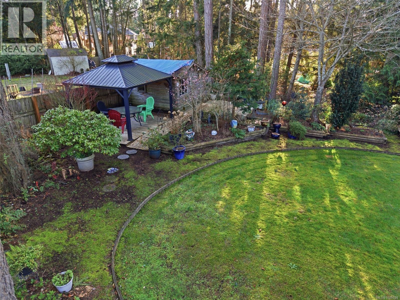 1571 Arbutus Dr, Nanoose Bay