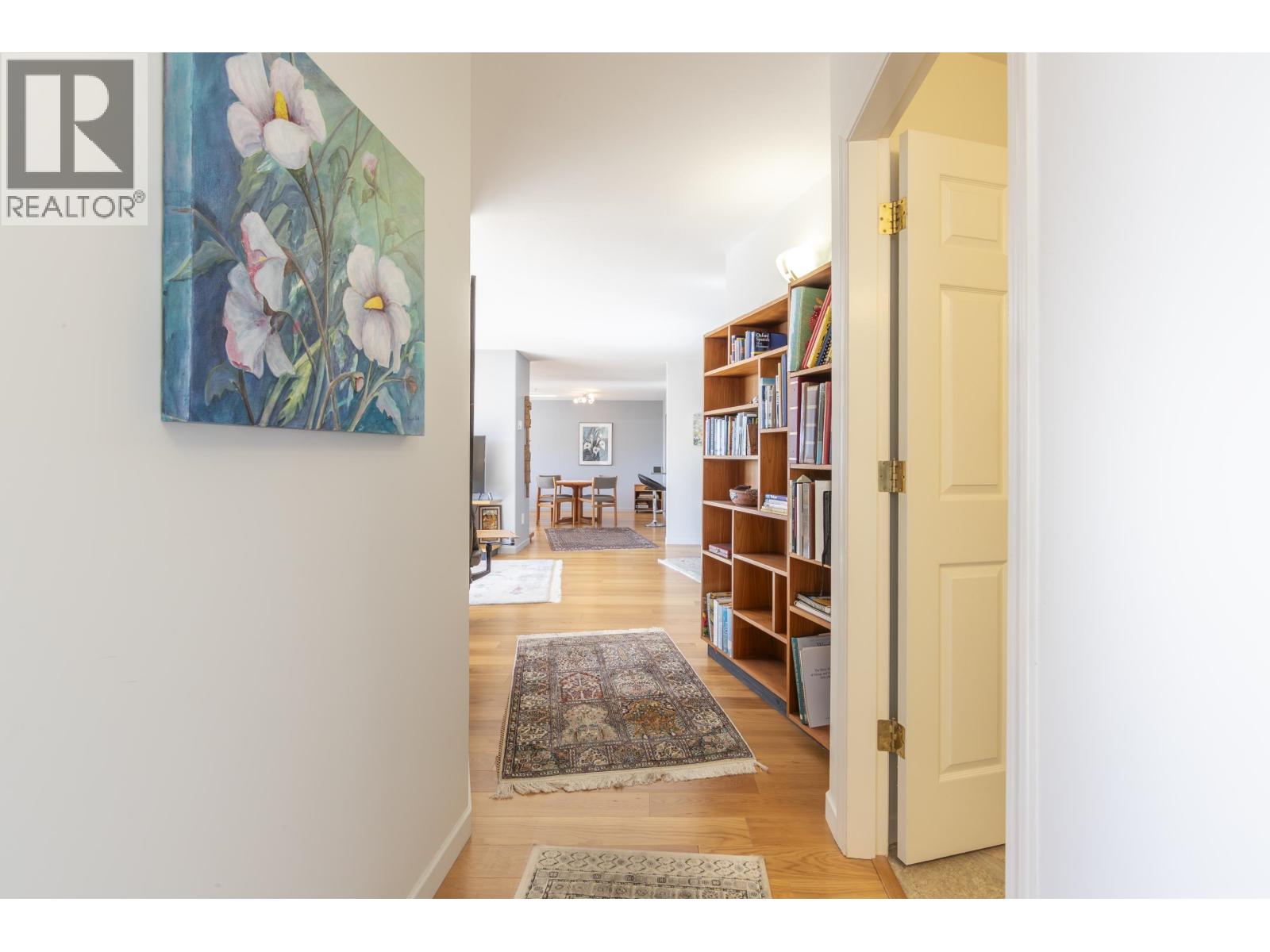 226 1585 FIELD ROAD, Sechelt