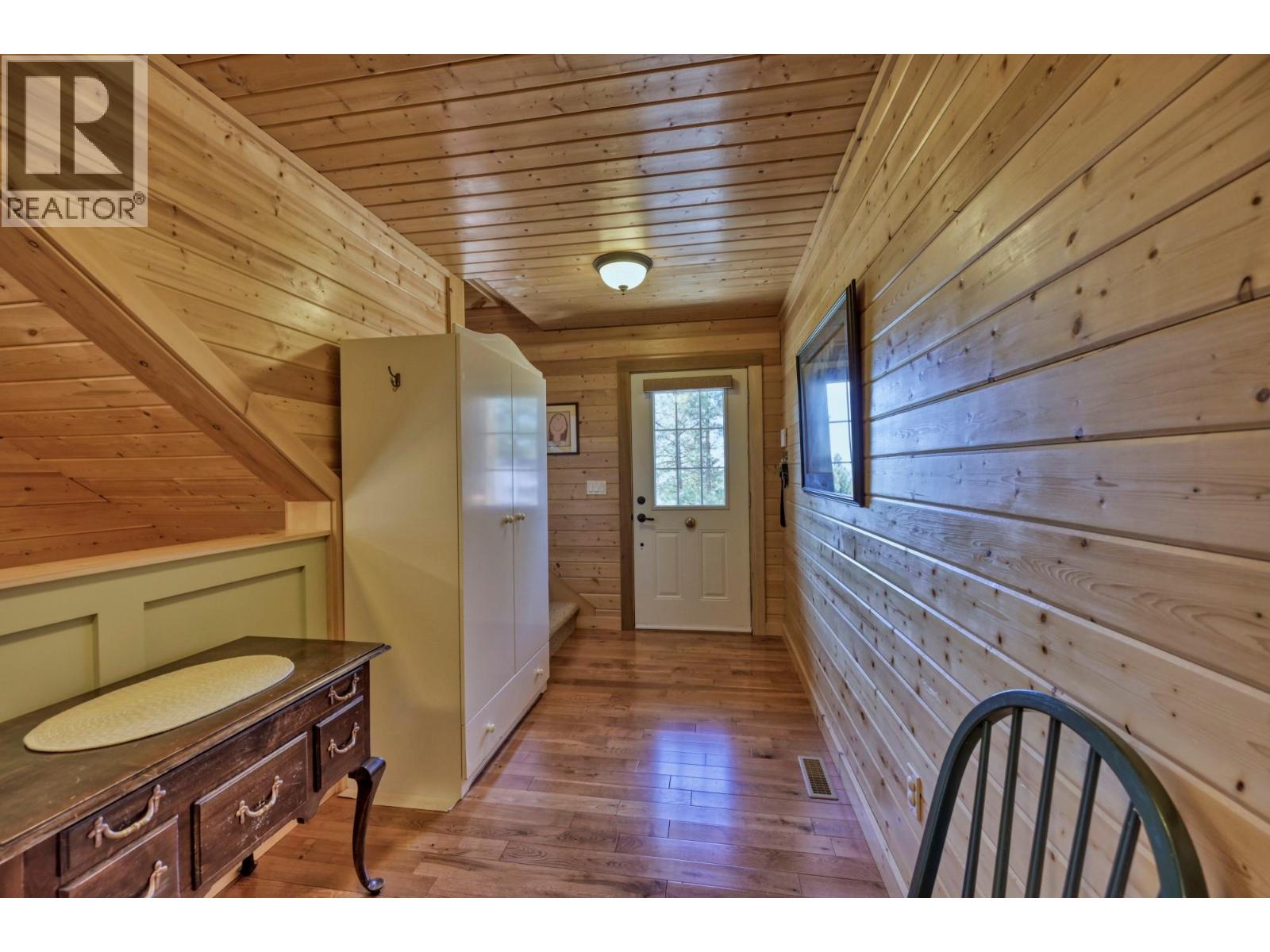 155 COUGAR Court, Osoyoos