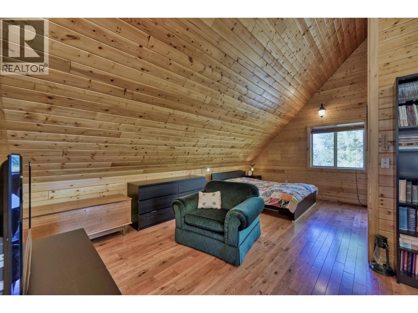 155 COUGAR Court, Osoyoos