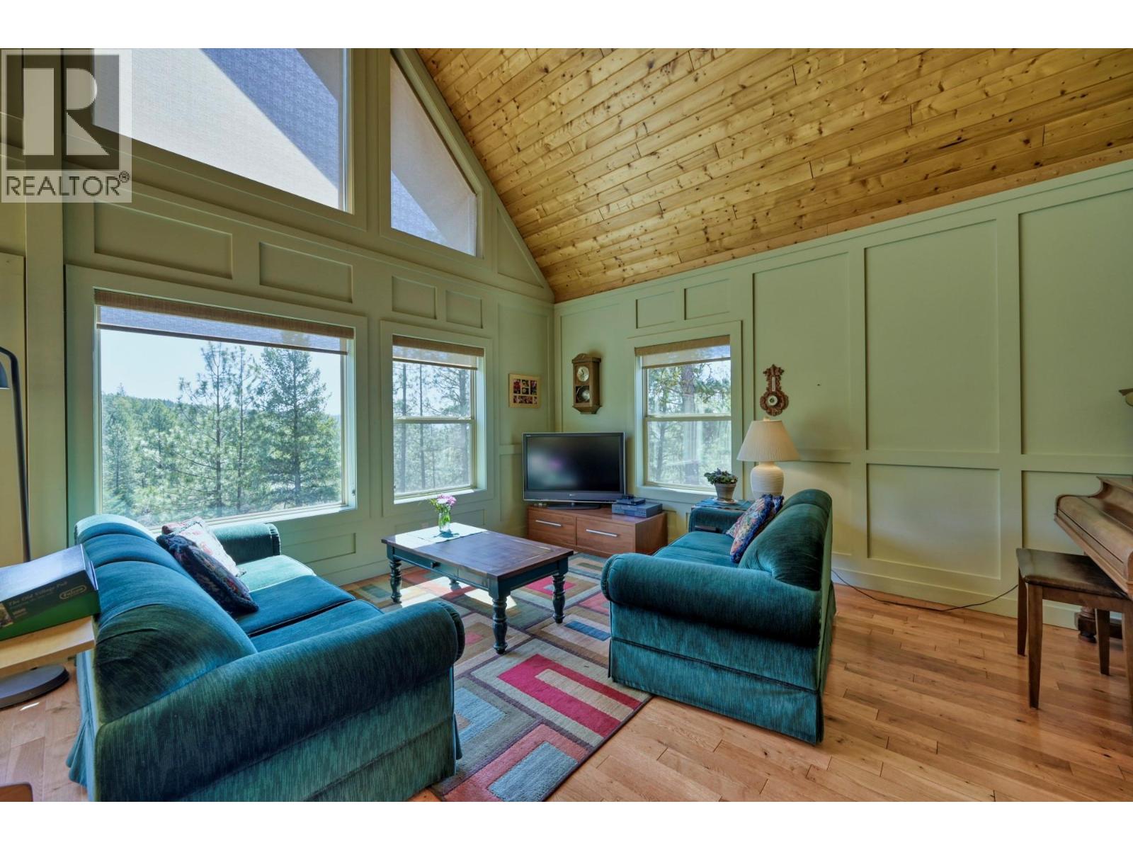 155 COUGAR Court, Osoyoos