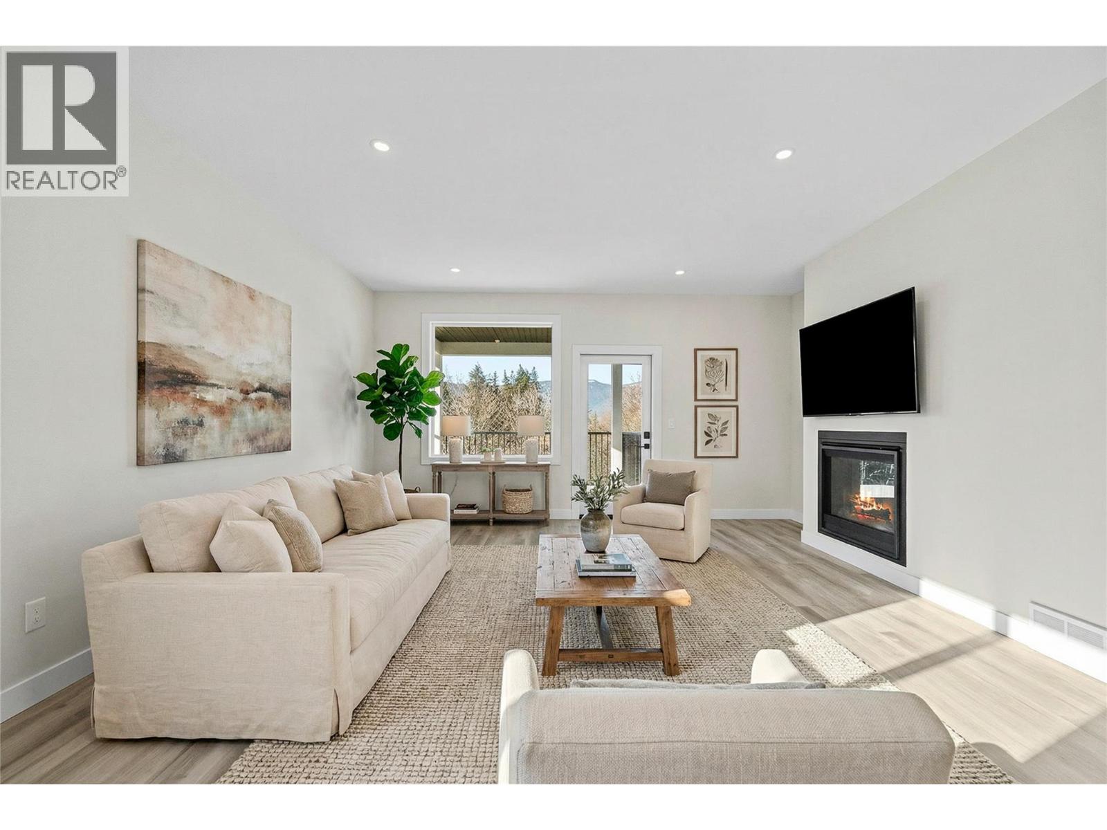 2951 27 Street NE, Salmon Arm