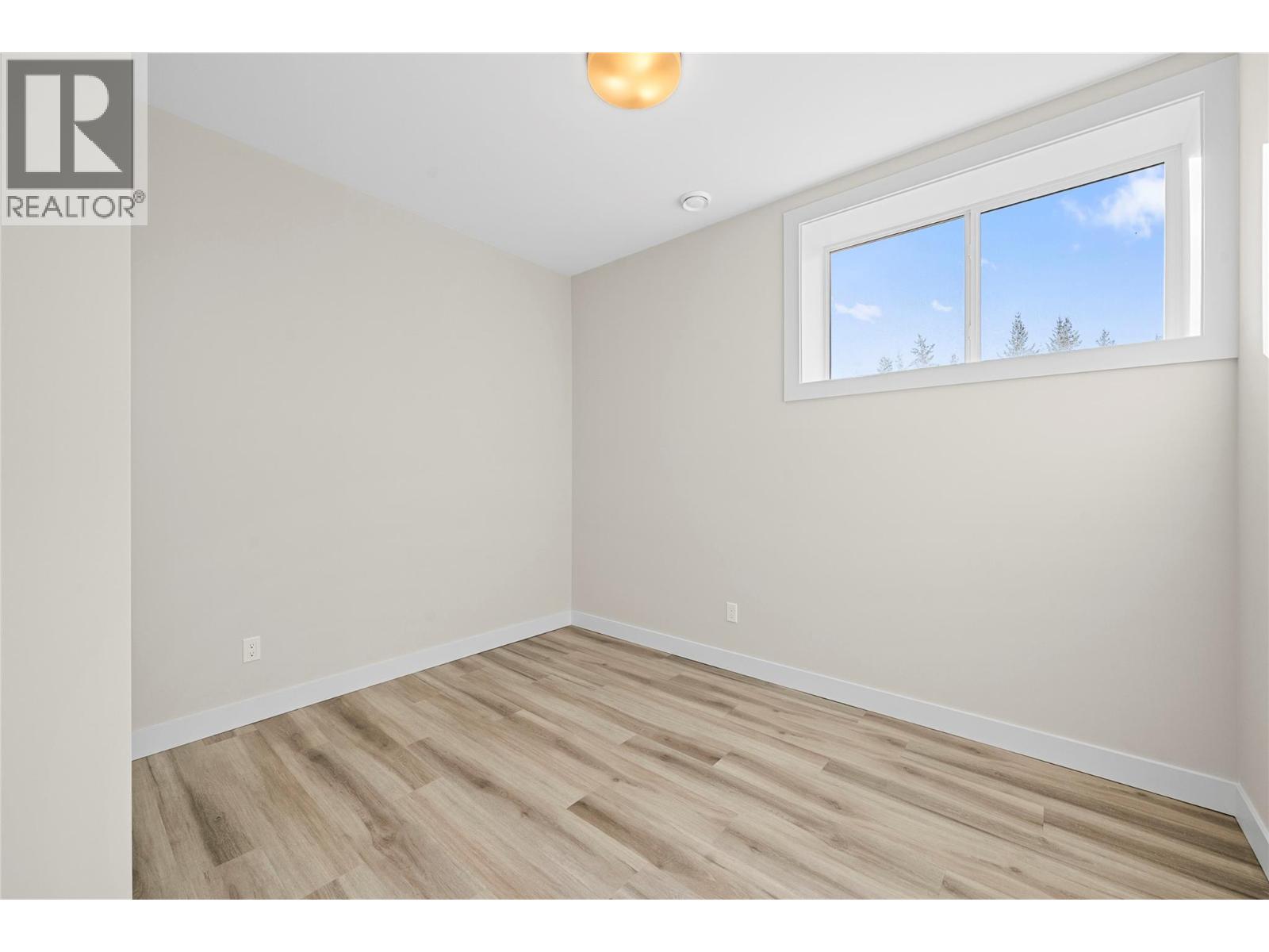 2951 27 Street NE, Salmon Arm