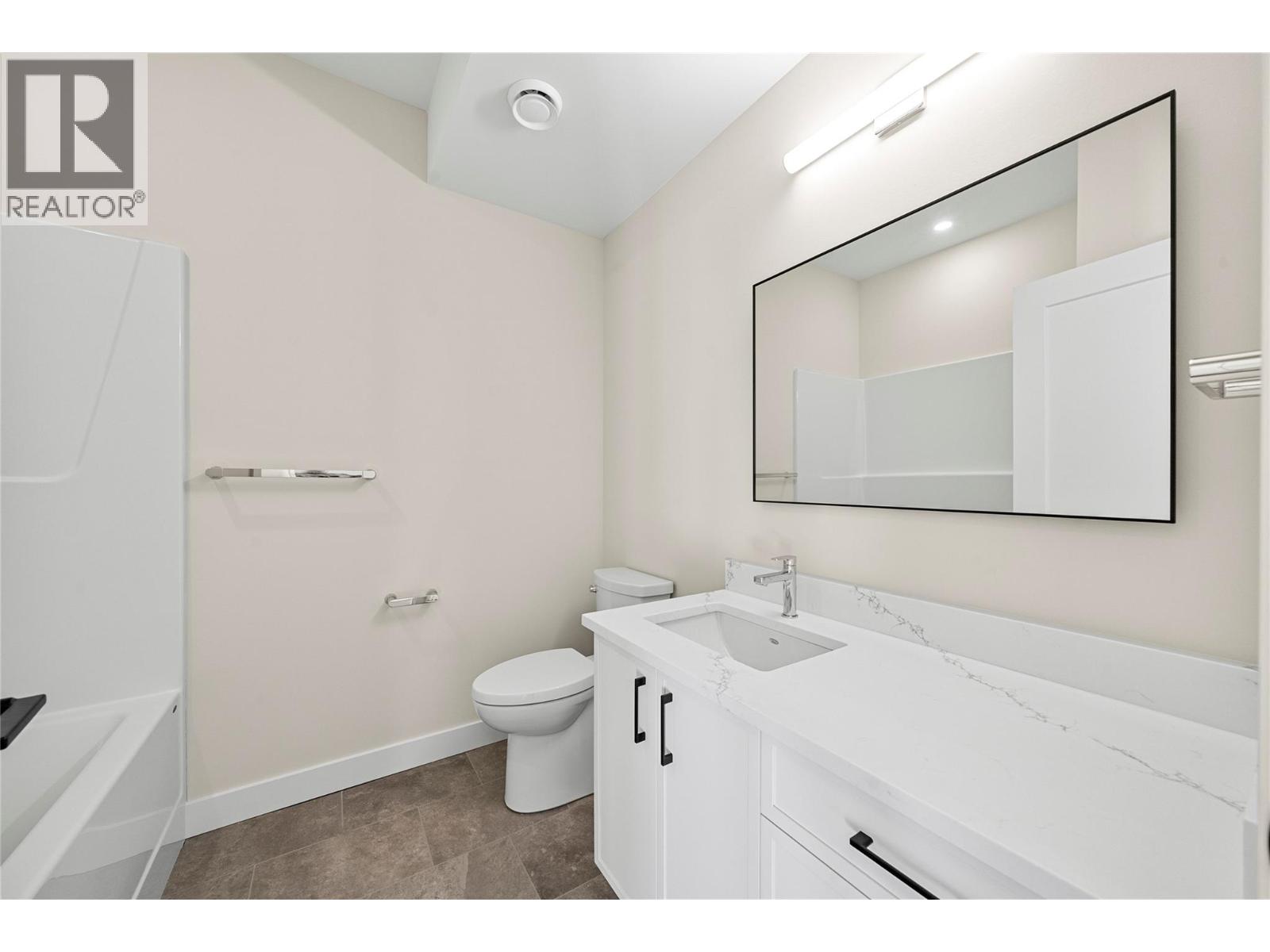 2951 27 Street NE, Salmon Arm