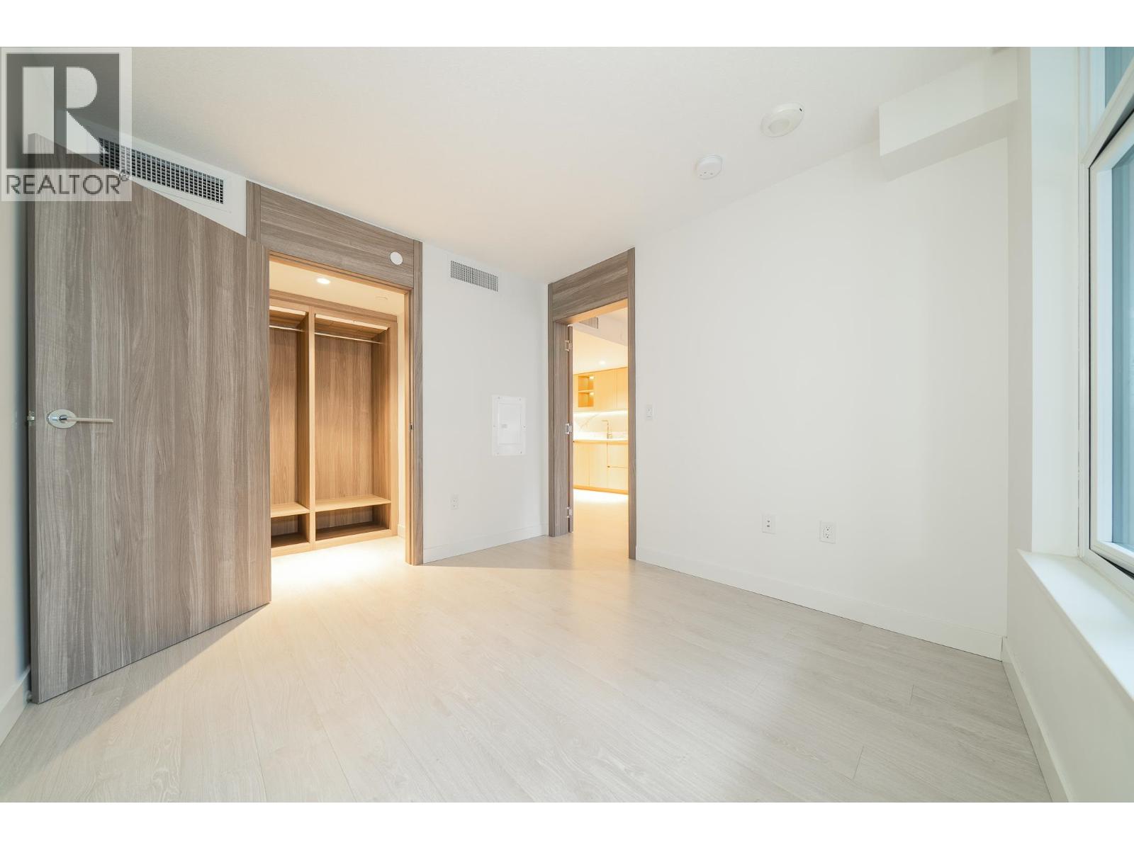 582 8608 HAZELBRIDGE WAY, Richmond