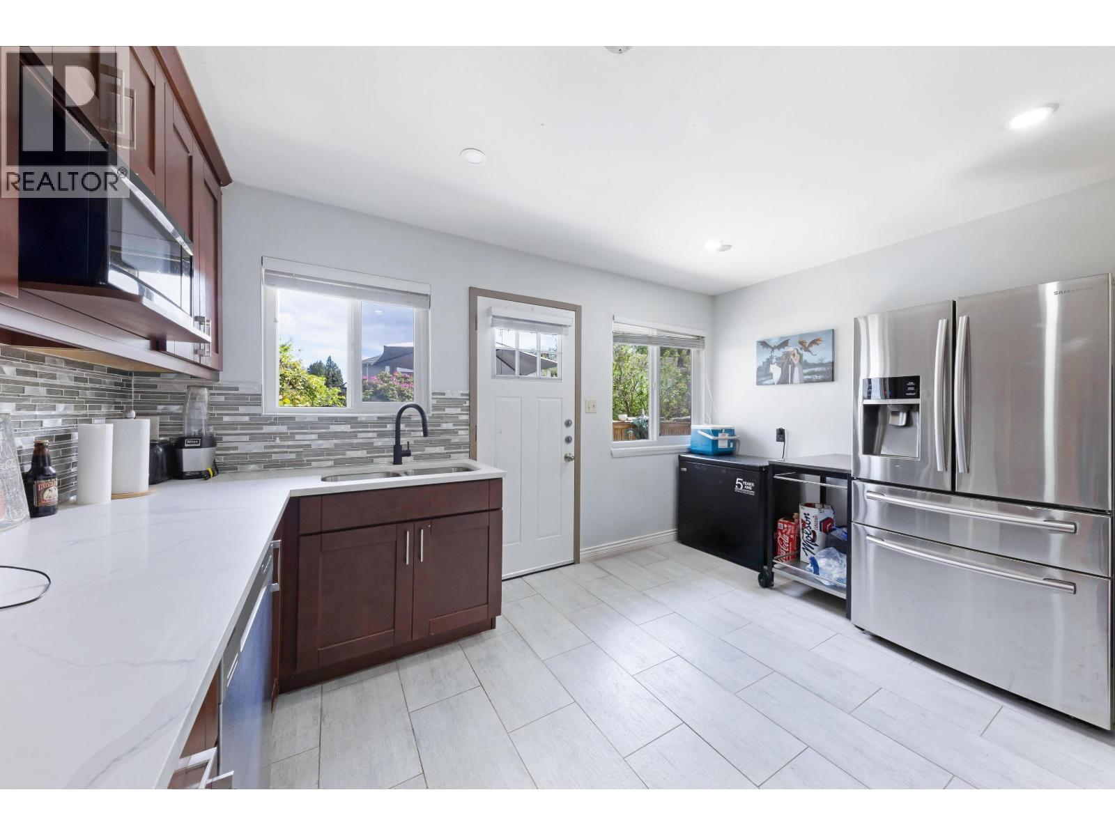 7724 GOODLAD STREET, Burnaby