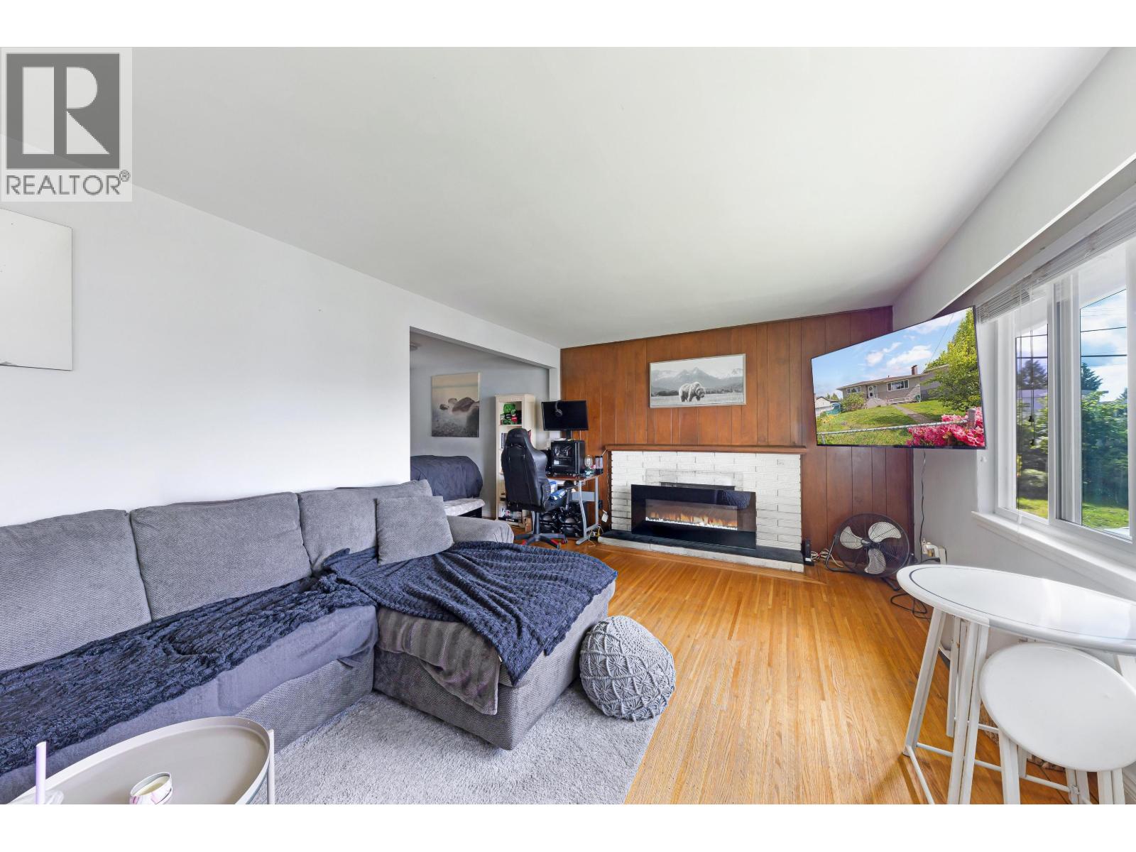 7724 GOODLAD STREET, Burnaby