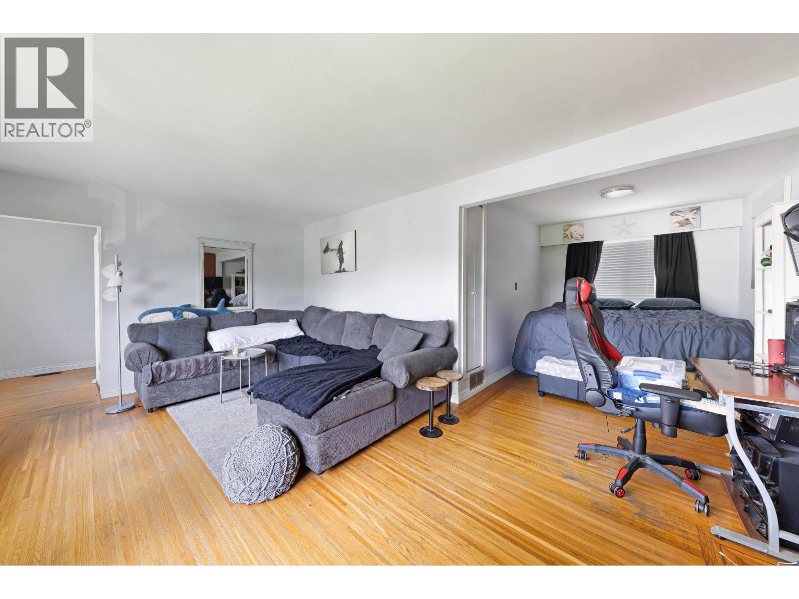 7724 GOODLAD STREET, Burnaby