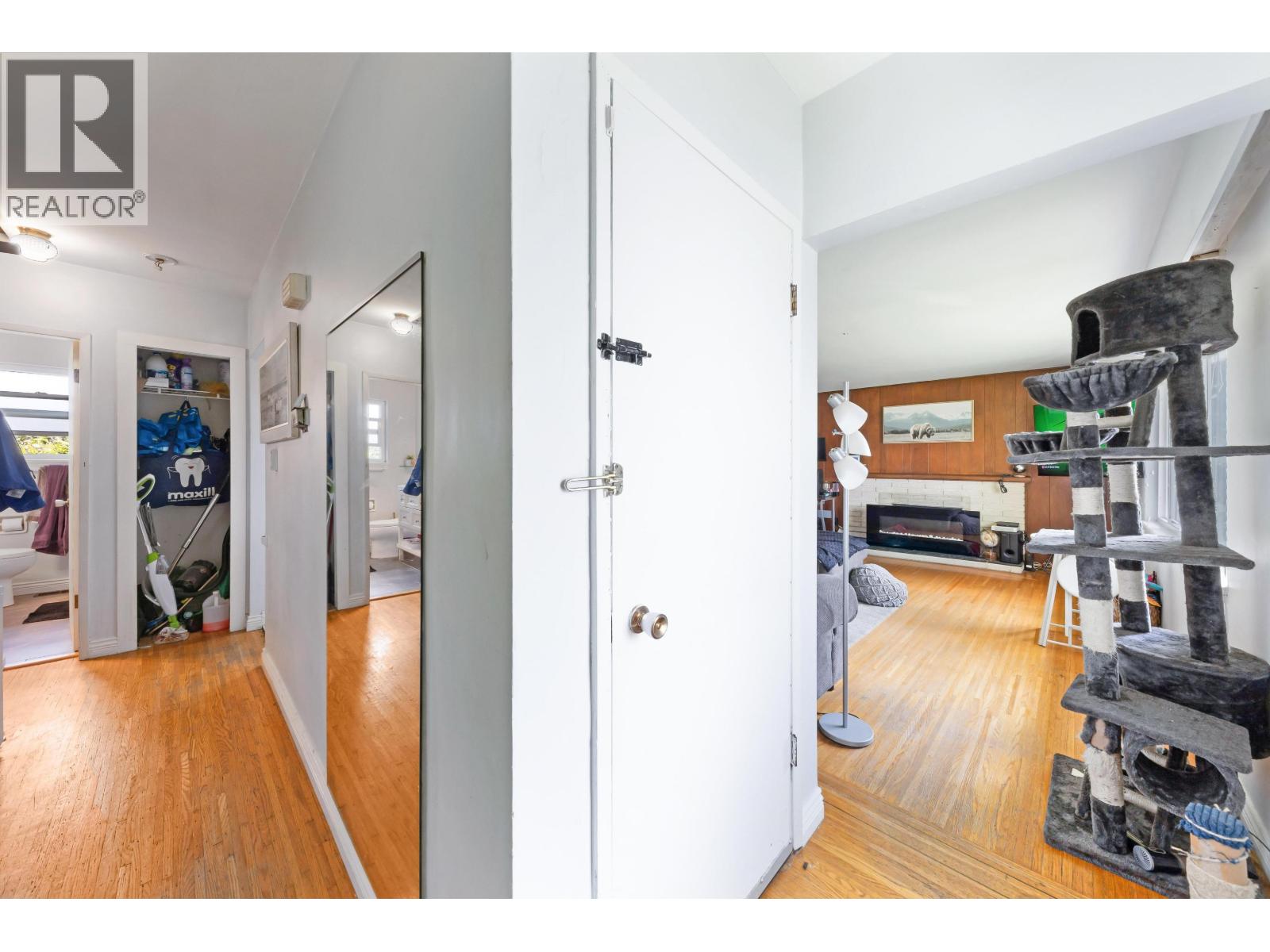 7724 GOODLAD STREET, Burnaby