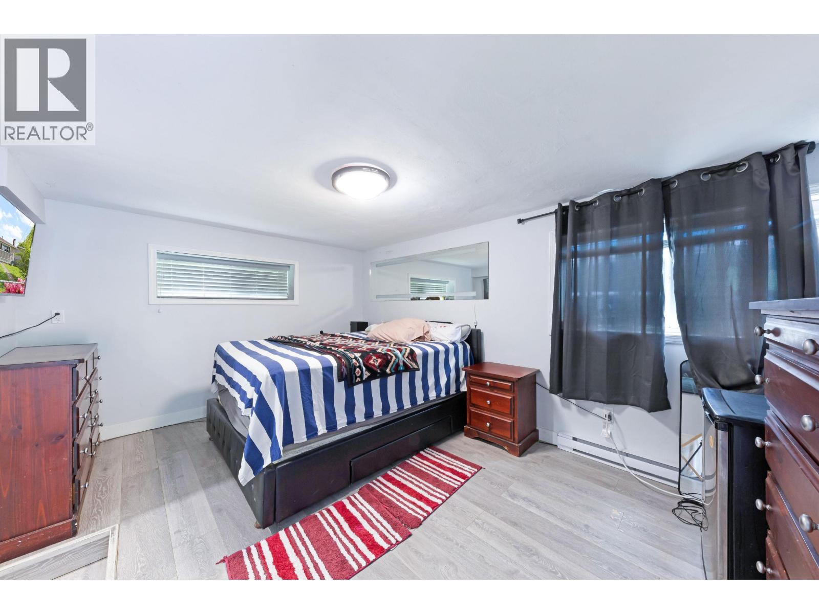 7724 GOODLAD STREET, Burnaby