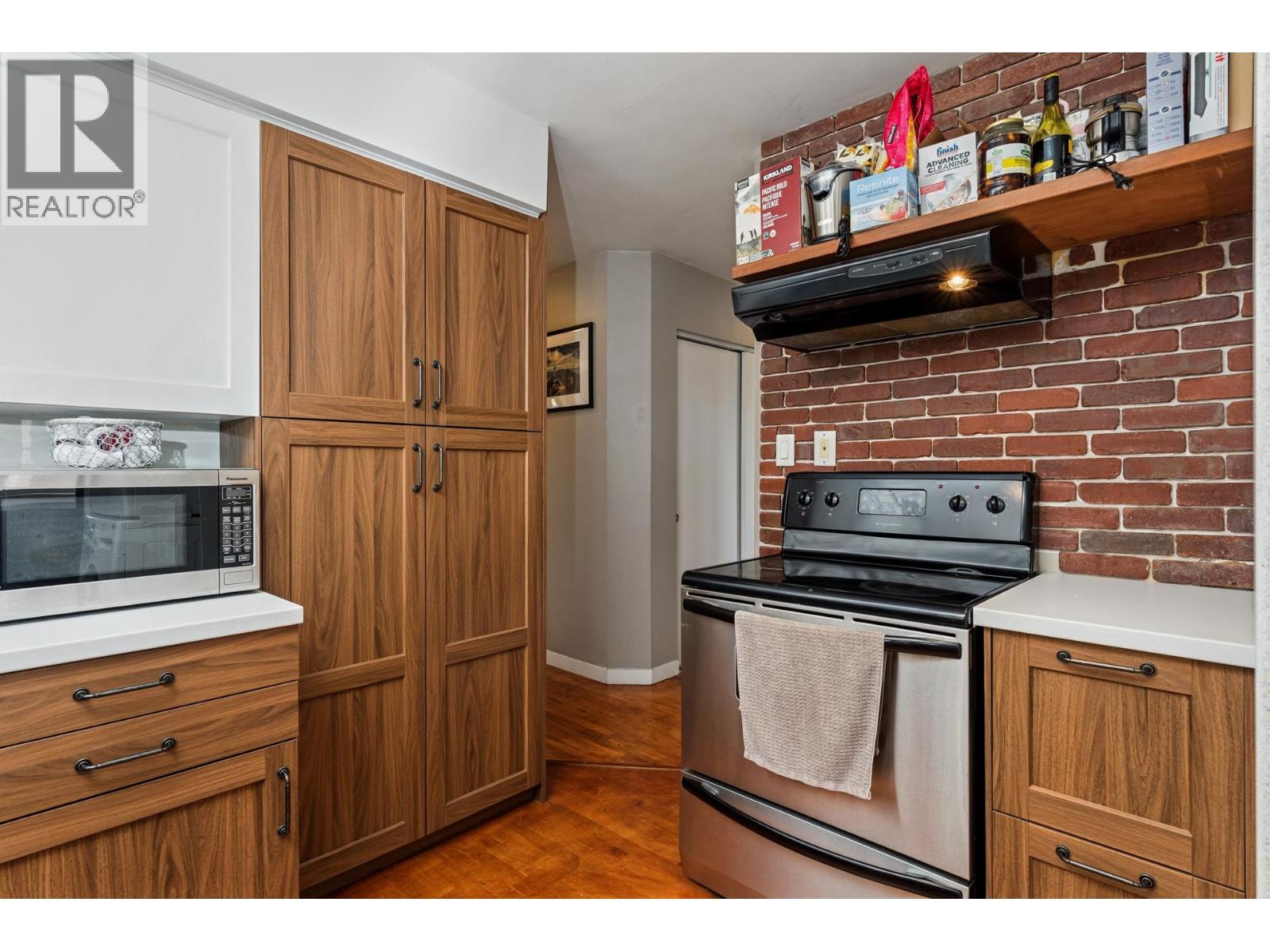 430 W KINGS ROAD, North Vancouver