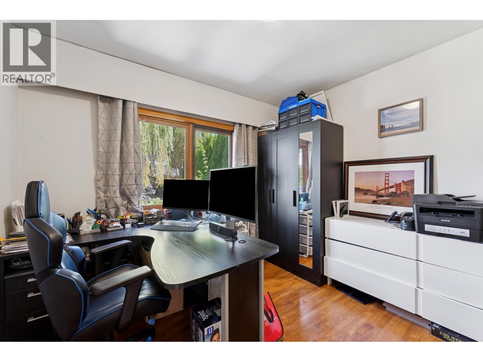 430 W KINGS ROAD, North Vancouver