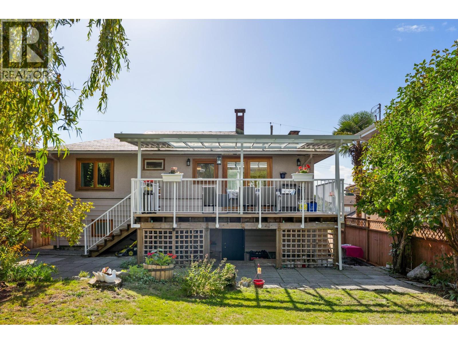 430 W KINGS ROAD, North Vancouver