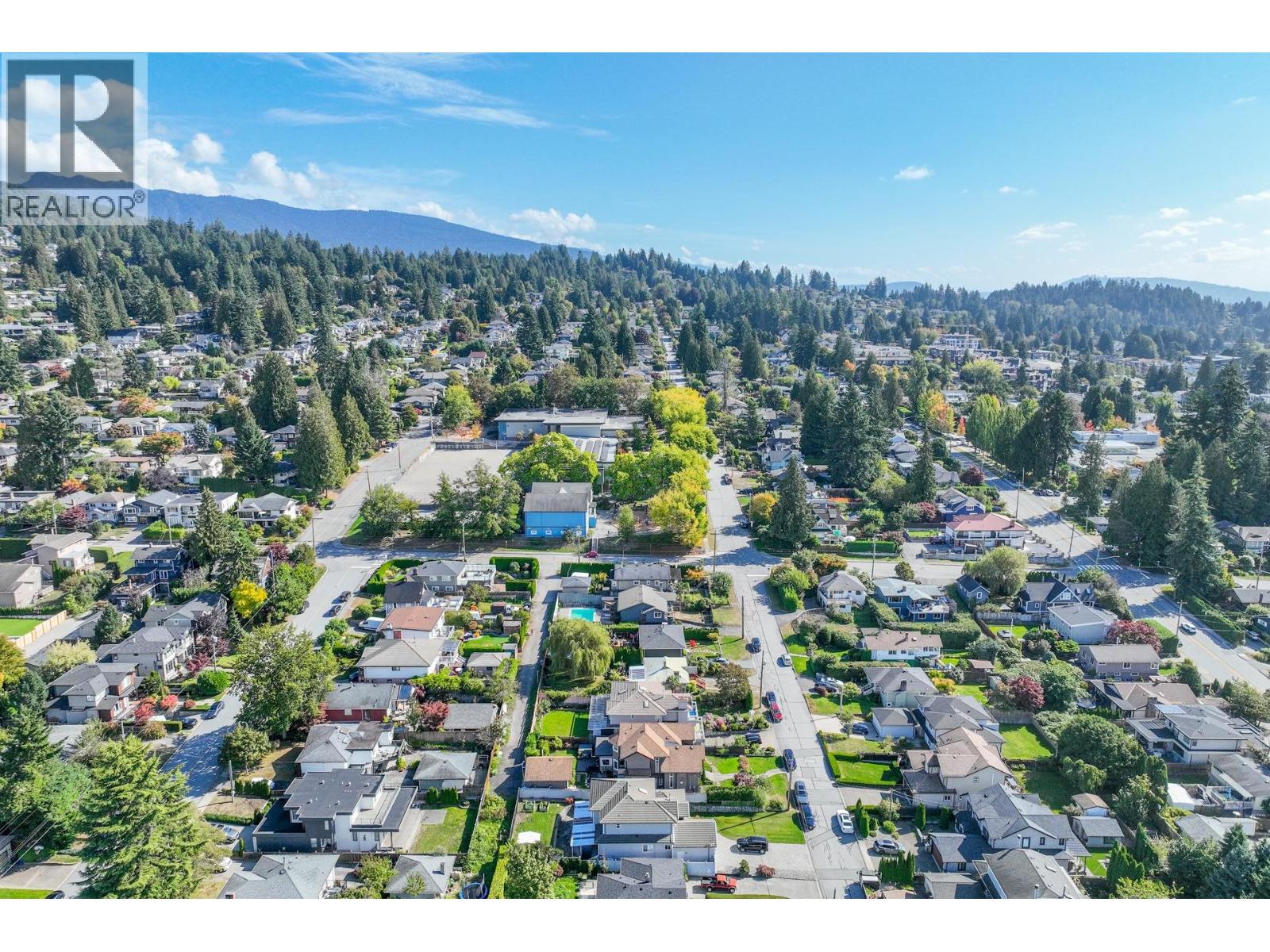 430 W KINGS ROAD, North Vancouver