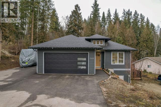 2449 Centennial Drive, Blind Bay