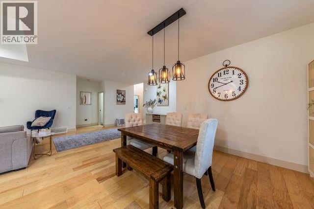 2449 Centennial Drive, Blind Bay