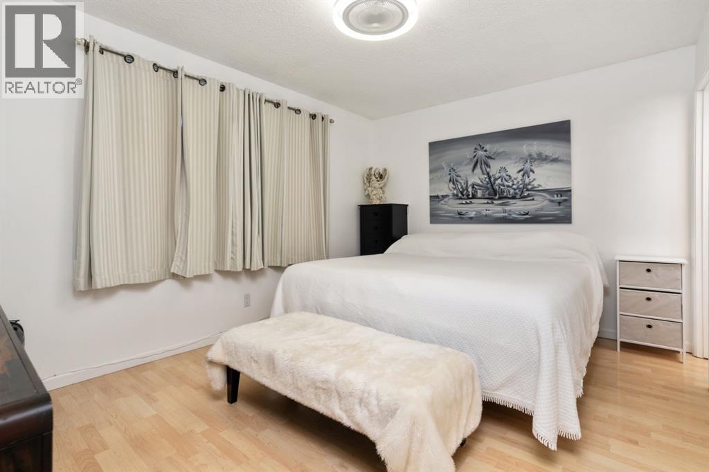 
          5223 42 Street
            <br/>
            <span>Camrose</span>
            , 
            <span>AB</span>
             <span>T4V1A7</span>
         - Photo 20