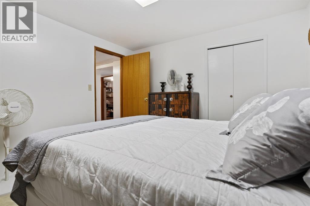 
          5223 42 Street
            <br/>
            <span>Camrose</span>
            , 
            <span>AB</span>
             <span>T4V1A7</span>
         - Photo 29