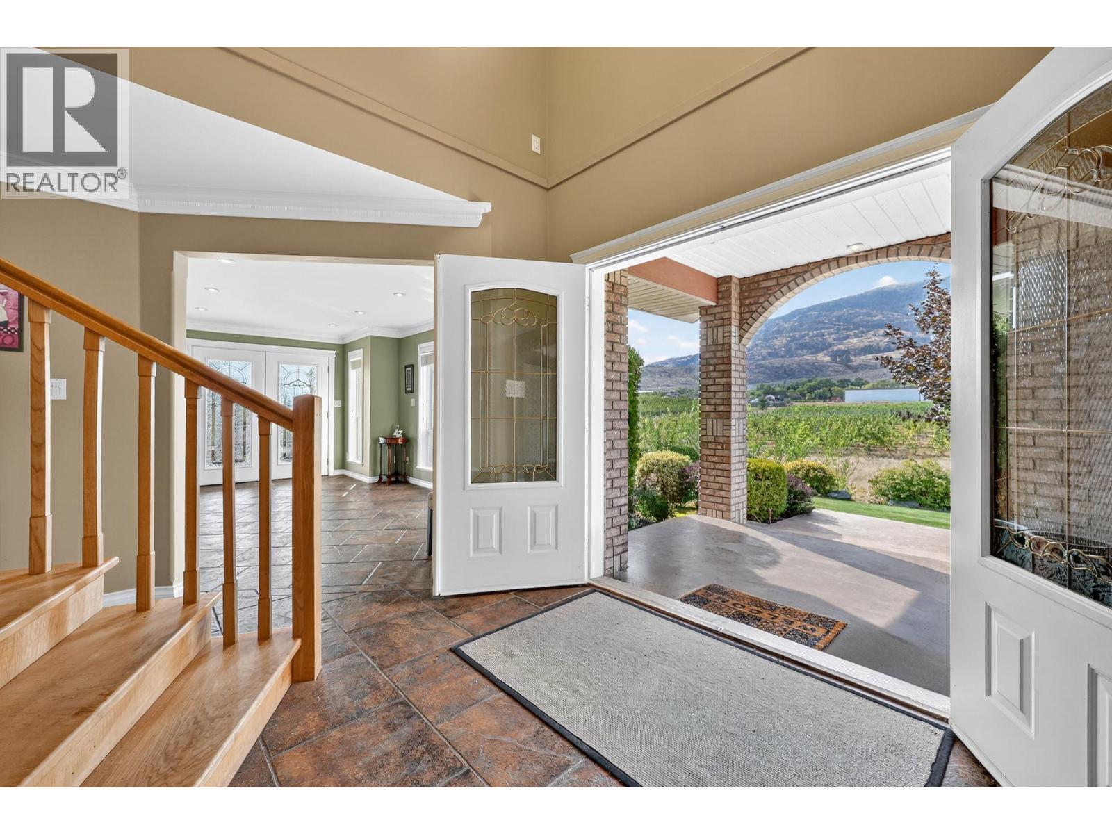 8949 122nd Avenue, Osoyoos