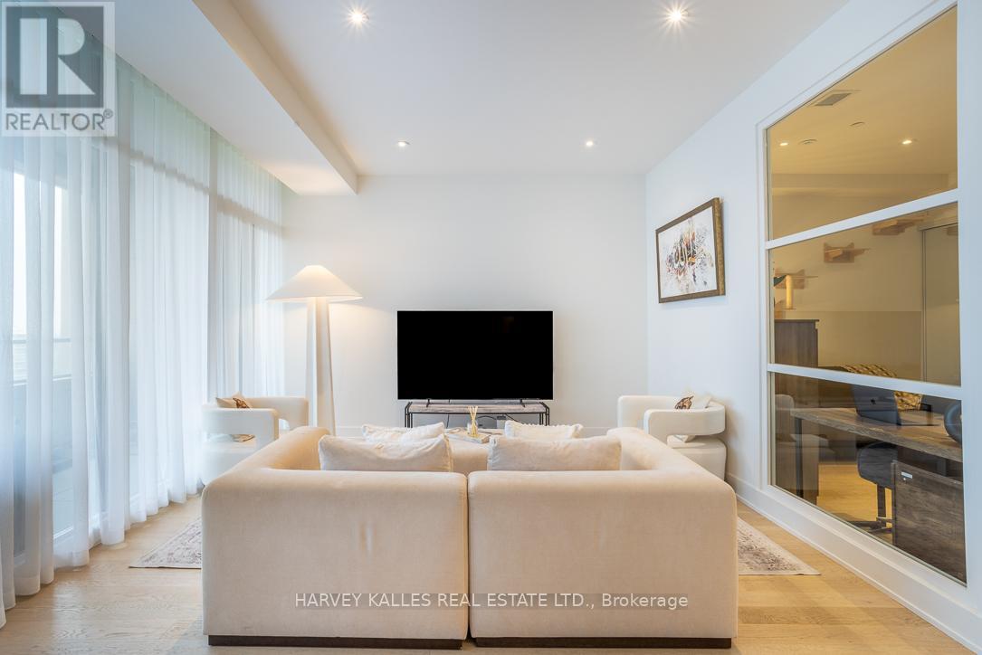 #1013 111 ST CLAIR AVENUE W - 10