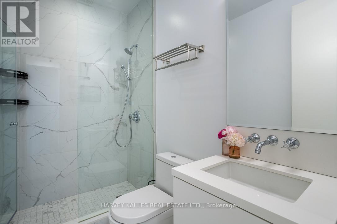 #1013 111 ST CLAIR AVENUE W - 15