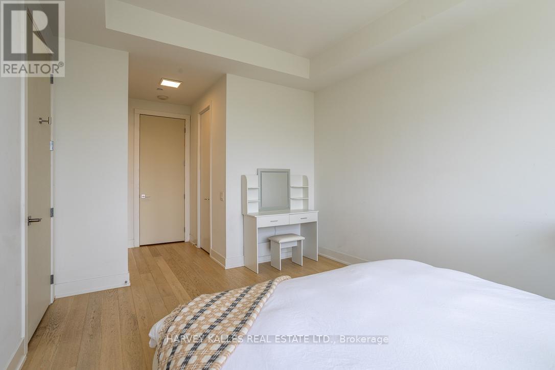 #1013 111 ST CLAIR AVENUE W - 23
