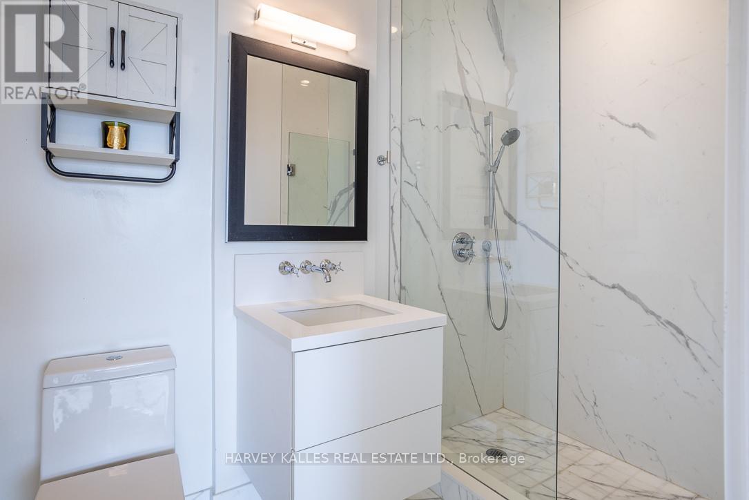 #1013 111 ST CLAIR AVENUE W - 25