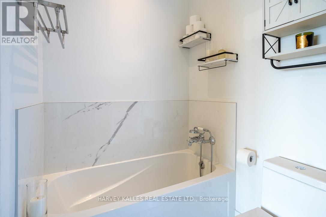 #1013 111 ST CLAIR AVENUE W - 26