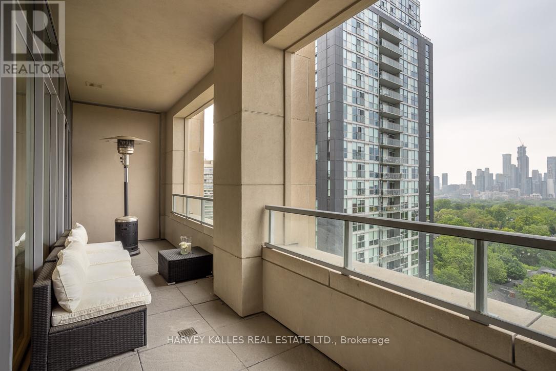 #1013 111 ST CLAIR AVENUE W - 38