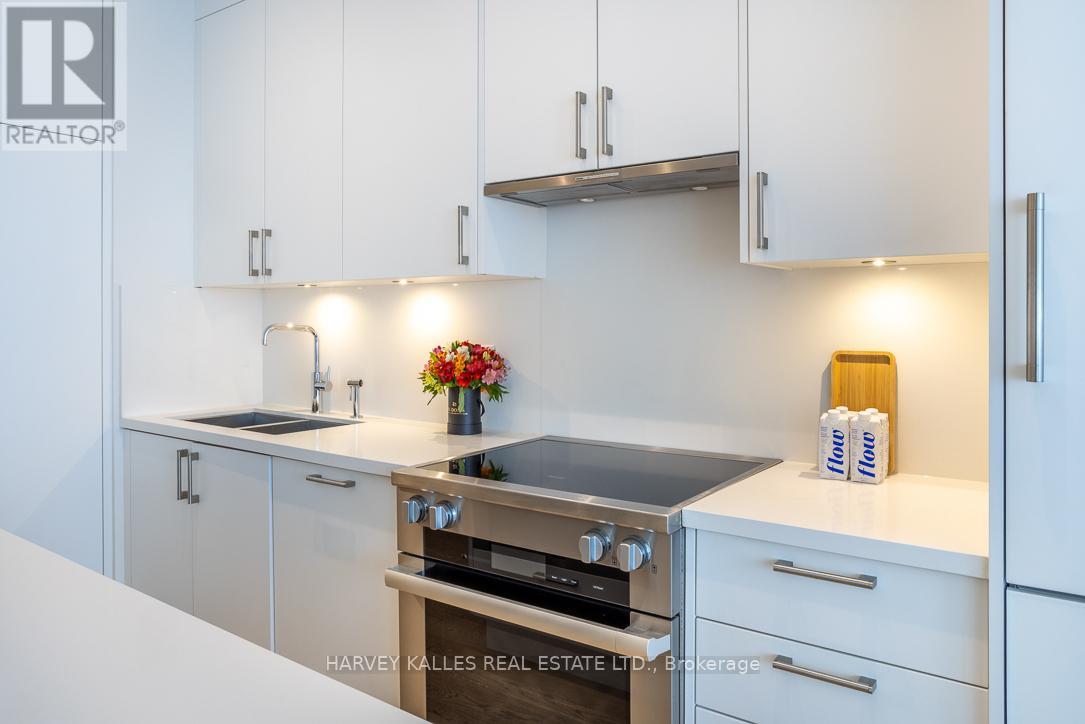#1013 111 ST CLAIR AVENUE W - 5