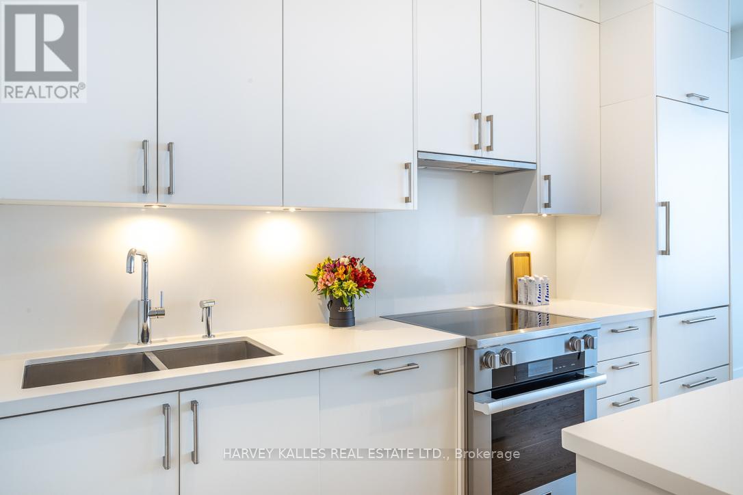 #1013 111 ST CLAIR AVENUE W - 6