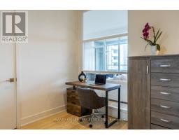 1013 - 111 St Clair Avenue W, Toronto, ON M4V1N5 Photo 29