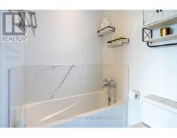 1013 - 111 St Clair Avenue W, Toronto, ON M4V1N5 Photo 26