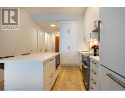 1013 - 111 St Clair Avenue W, Toronto, ON M4V1N5 Photo 35