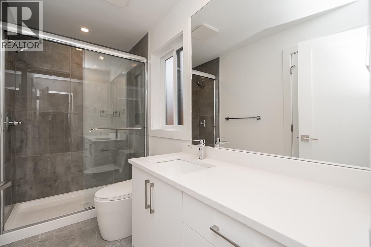 5483 7 Avenue, Delta