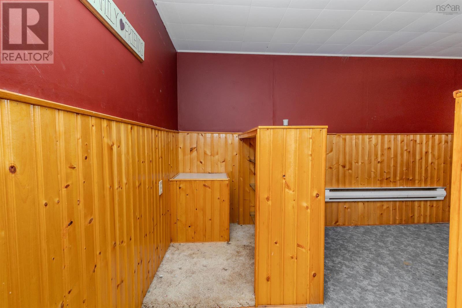 Property 24 of 34 of 10 Sheridan Drive