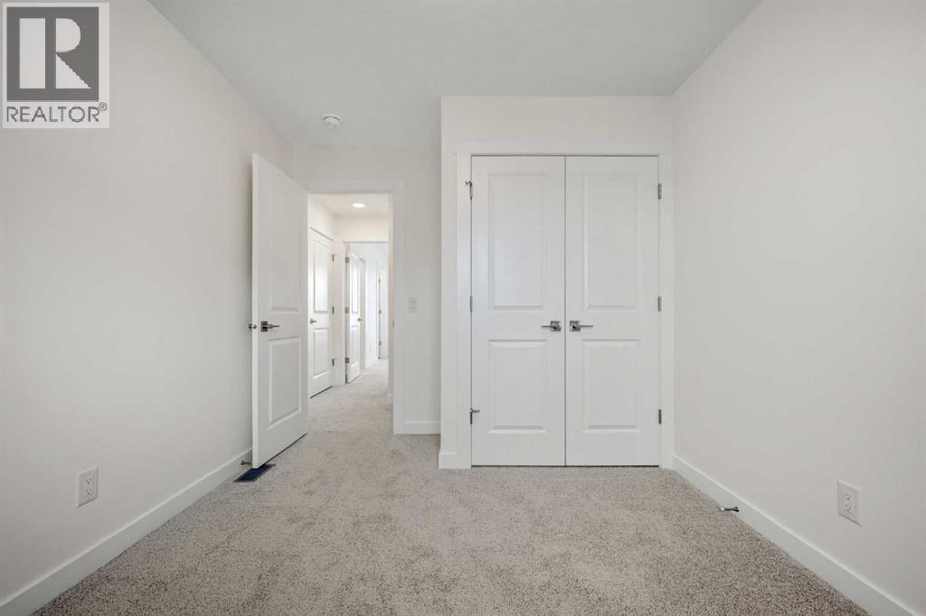 525 River Heights Drive, Cochrane