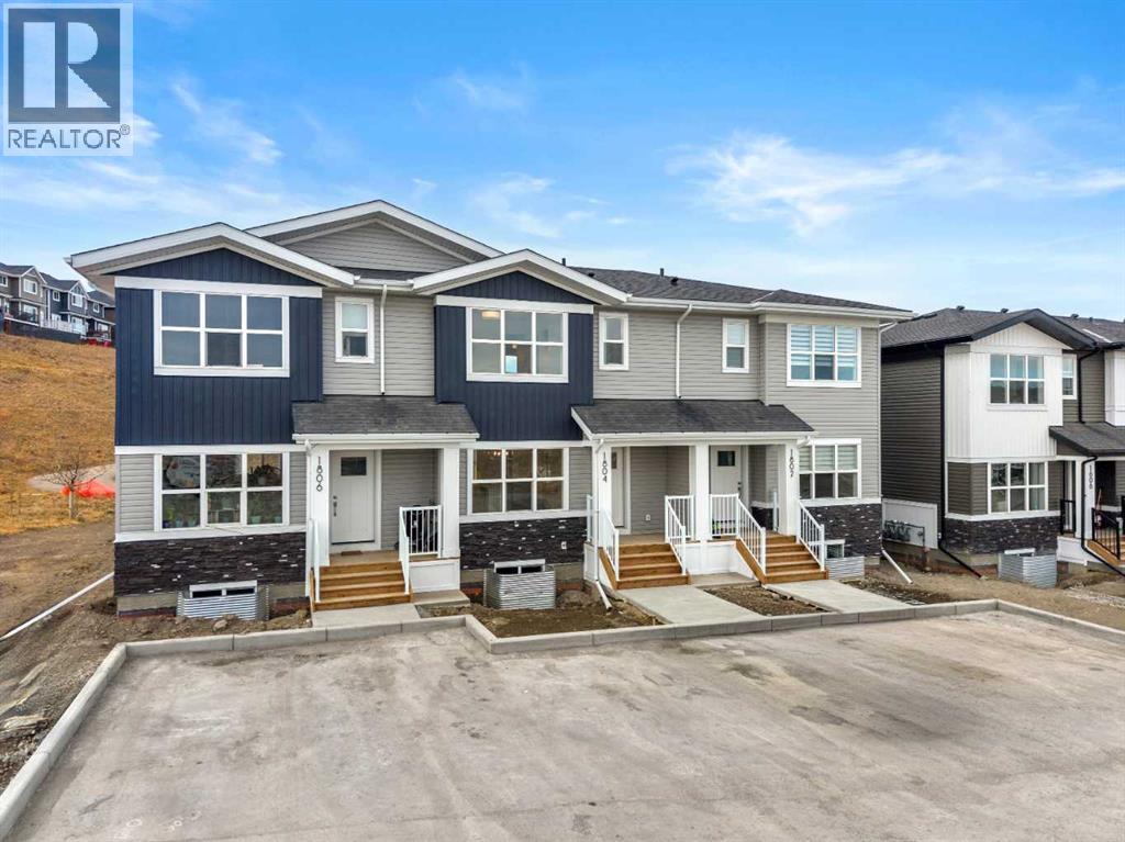 525 River Heights Drive, Cochrane